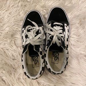 VANS CHECKERBOARD PLATFORM SNEAKERS